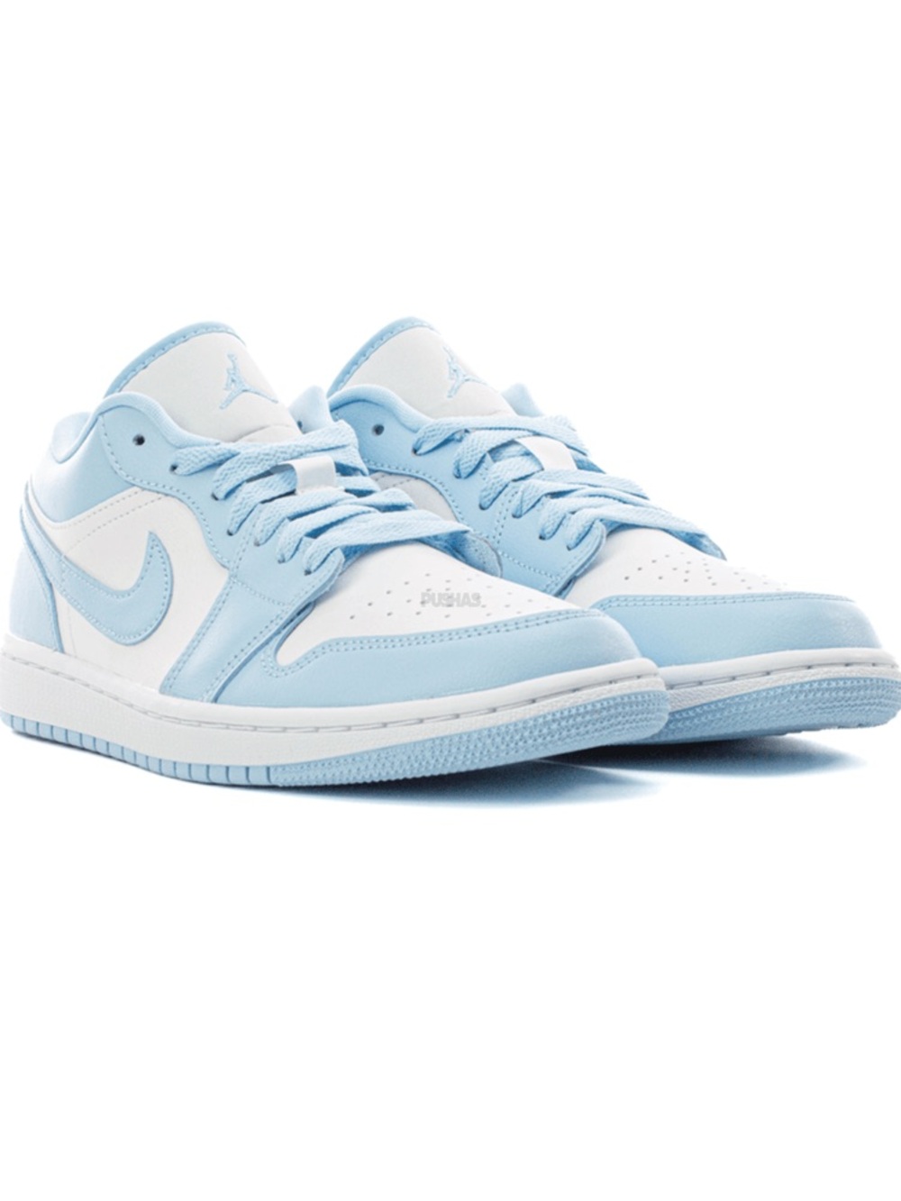 Air Jordan 1 Low 'Ice Blue / Aluminium'
Women's 6